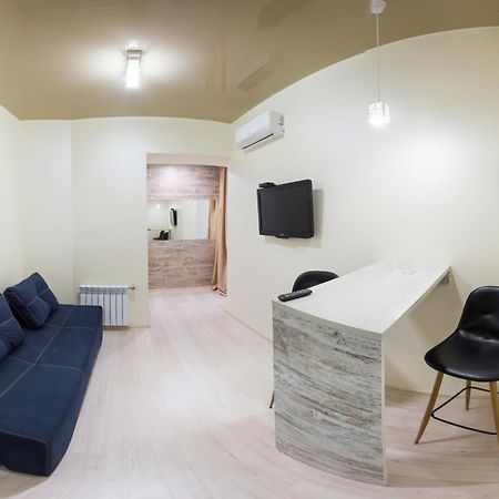 Sumskaya ApartHotel Kharkiv Bagian luar foto