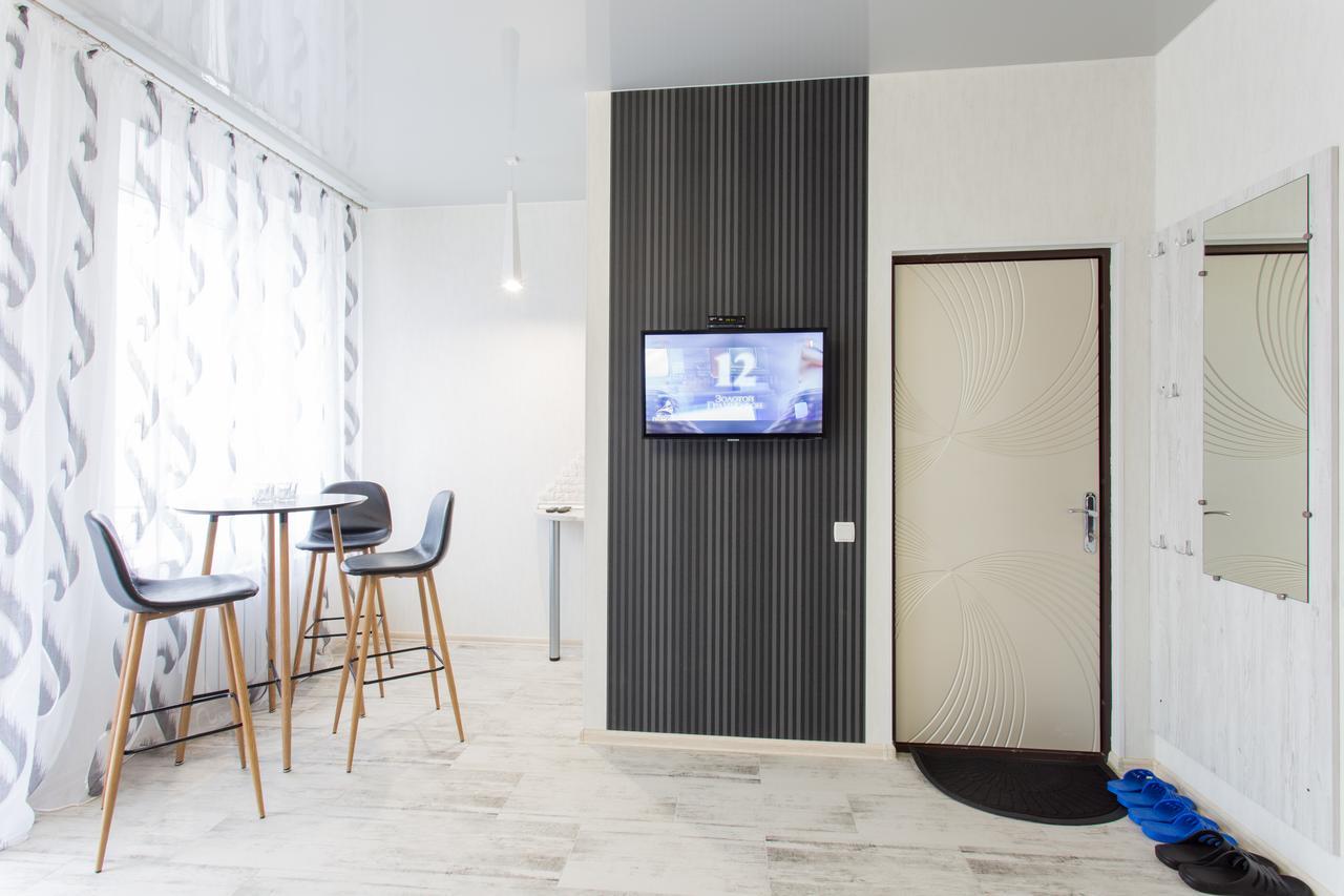Sumskaya ApartHotel Kharkiv Bagian luar foto
