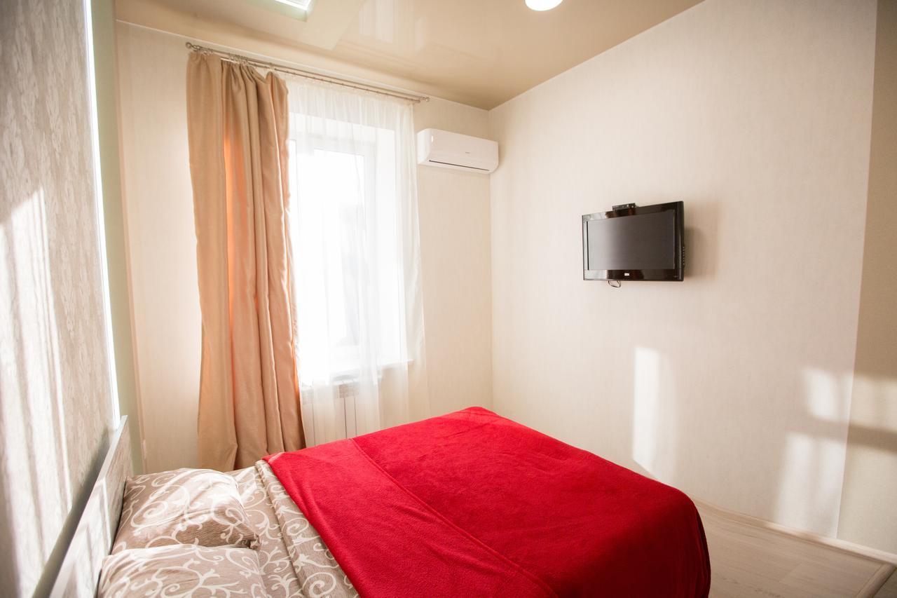 Sumskaya ApartHotel Kharkiv Bagian luar foto