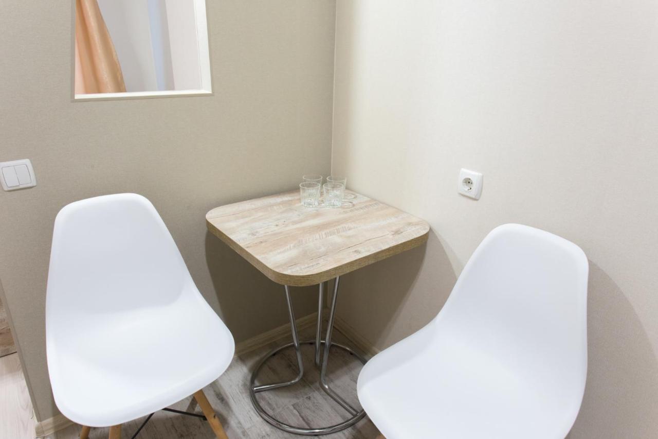 Sumskaya ApartHotel Kharkiv Bagian luar foto